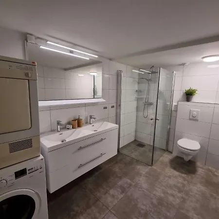 Deluxe For Rent - King Bed, Fully Equipped, Near Center * Stavanger